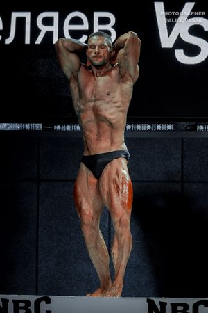 CLASSIC PHYSIQUE